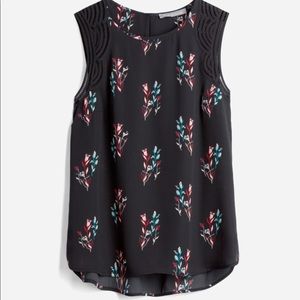 Danielrainn Sleeveless Blouse - large petite